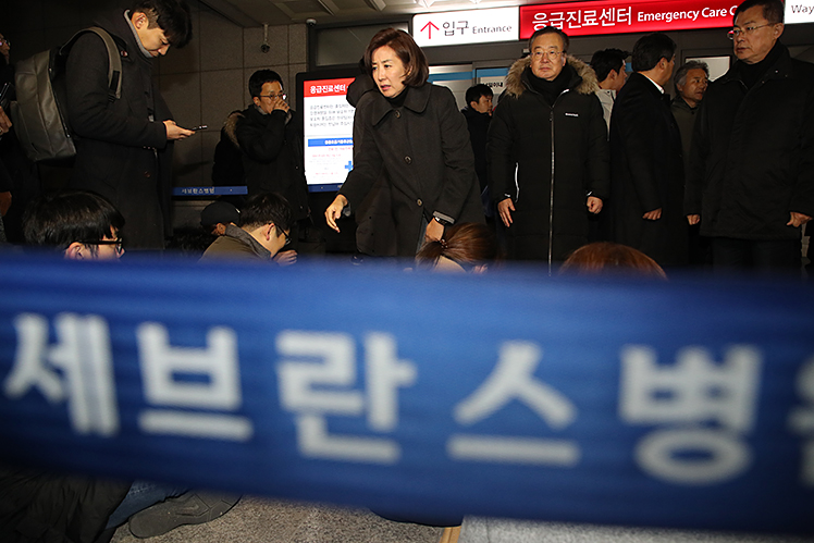 제목 노출 영역입니다 이미지