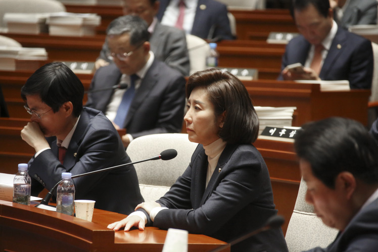 제목 노출 영역입니다 이미지