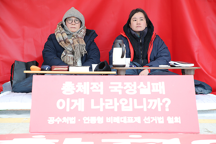 제목 노출 영역입니다 이미지