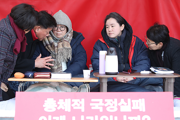제목 노출 영역입니다 이미지