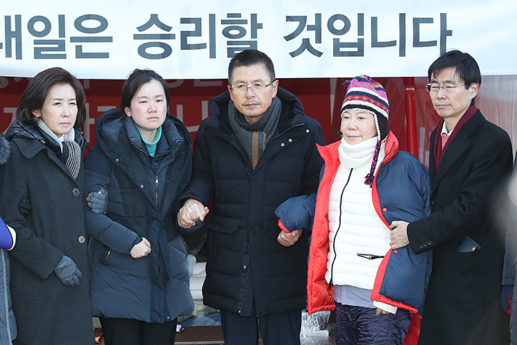 제목 노출 영역입니다 이미지