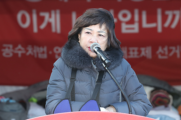 제목 노출 영역입니다 이미지