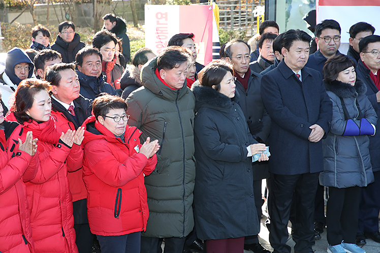 제목 노출 영역입니다 이미지