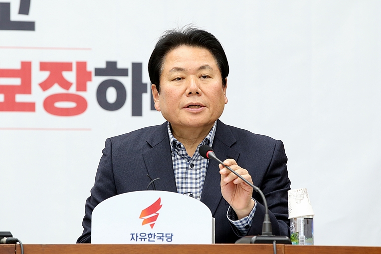 제목 노출 영역입니다 이미지