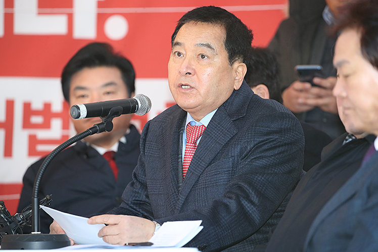 제목 노출 영역입니다 이미지