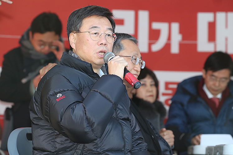 제목 노출 영역입니다 이미지