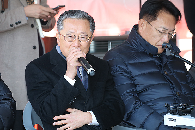 제목 노출 영역입니다 이미지