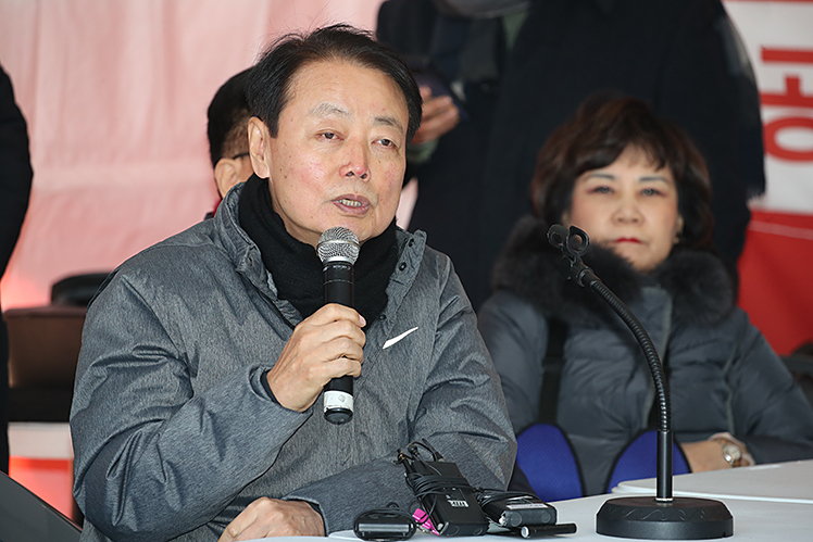 제목 노출 영역입니다 이미지