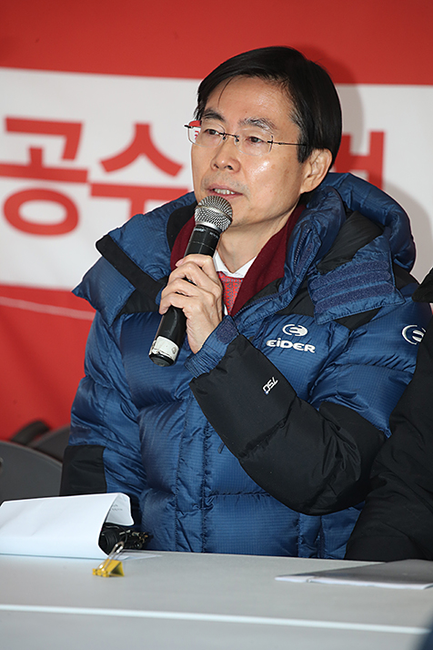 제목 노출 영역입니다 이미지