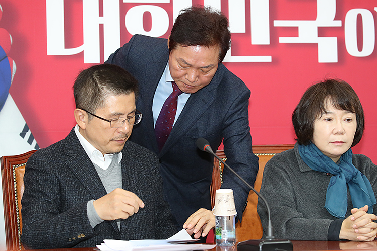제목 노출 영역입니다 이미지