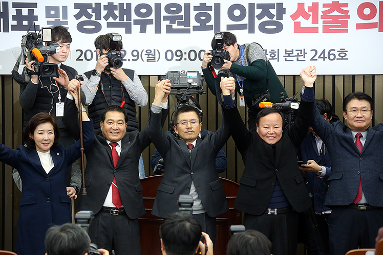 제목 노출 영역입니다 이미지