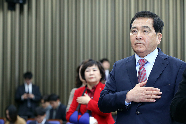 제목 노출 영역입니다 이미지