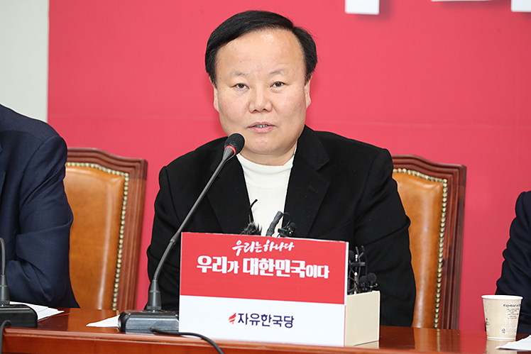 제목 노출 영역입니다 이미지