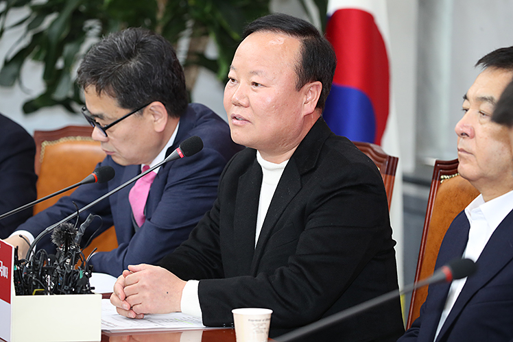 제목 노출 영역입니다 이미지