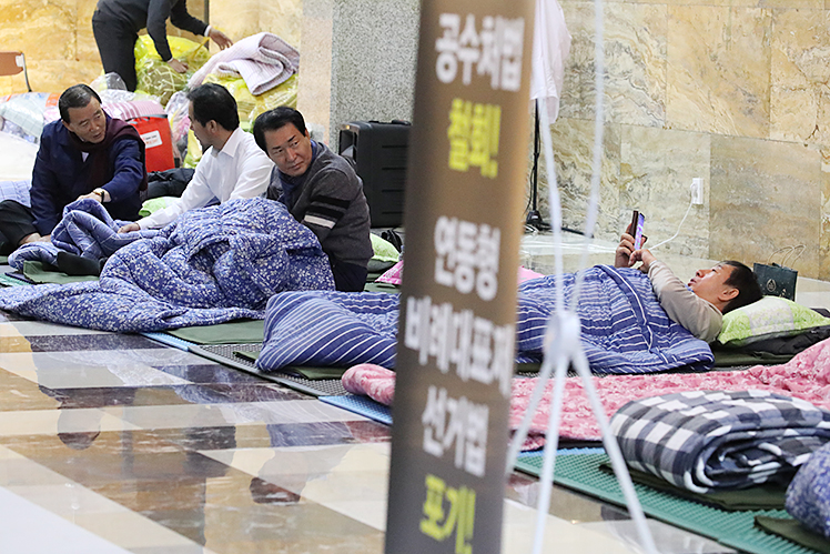 제목 노출 영역입니다 이미지