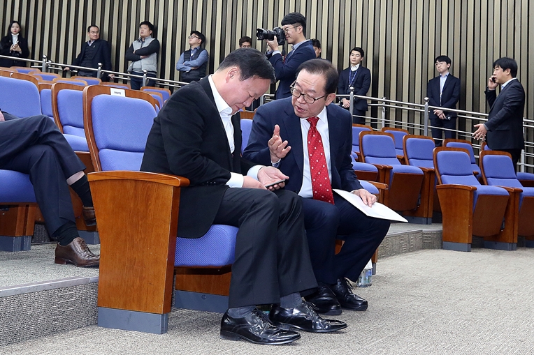 제목 노출 영역입니다 이미지