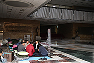 황교안 당 대표 로텐더홀 앞 무기한 농성 2일차