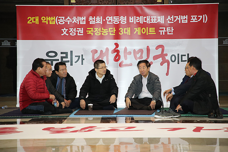 제목 노출 영역입니다 이미지
