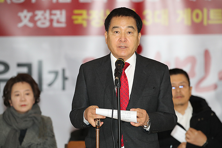 제목 노출 영역입니다 이미지