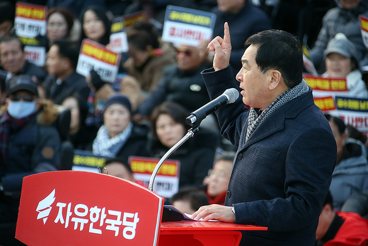 제목 노출 영역입니다 이미지