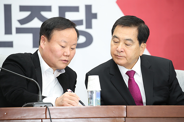 제목 노출 영역입니다 이미지