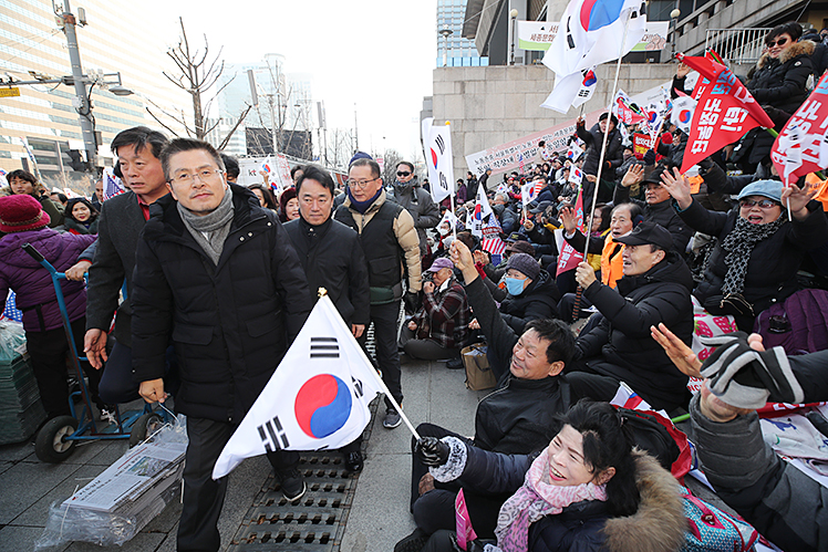 제목 노출 영역입니다 이미지