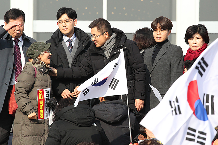 제목 노출 영역입니다 이미지
