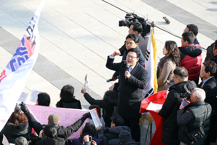 제목 노출 영역입니다 이미지