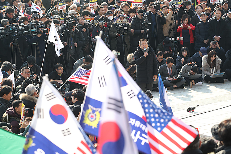 제목 노출 영역입니다 이미지