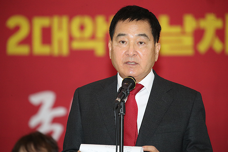 제목 노출 영역입니다 이미지