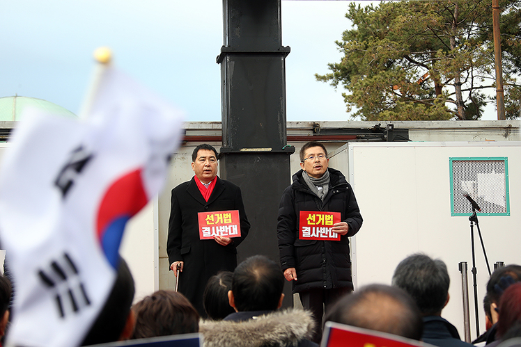제목 노출 영역입니다 이미지