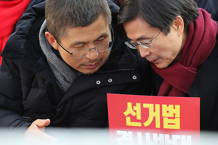 제목 노출 영역입니다 이미지