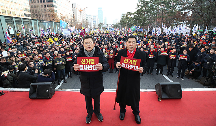 제목 노출 영역입니다 이미지