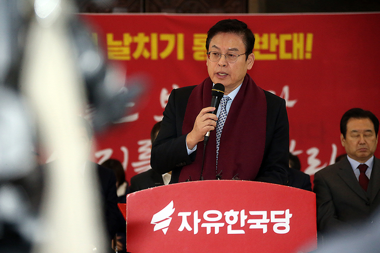 제목 노출 영역입니다 이미지