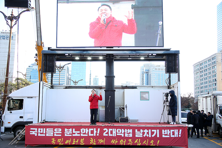 제목 노출 영역입니다 이미지