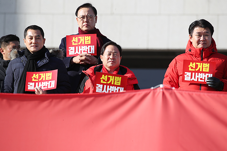 제목 노출 영역입니다 이미지