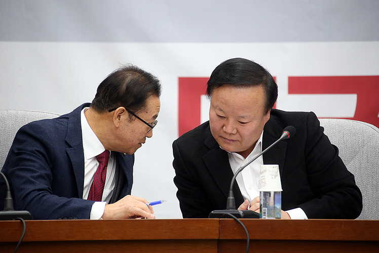제목 노출 영역입니다 이미지