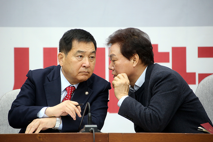 제목 노출 영역입니다 이미지