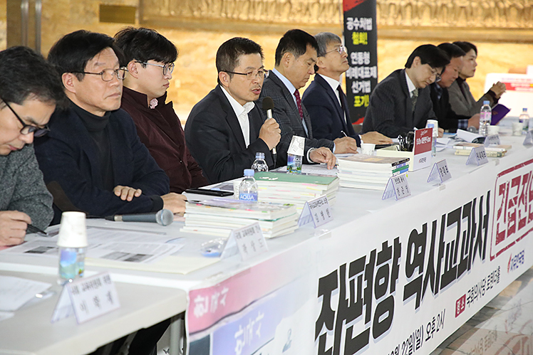 제목 노출 영역입니다 이미지