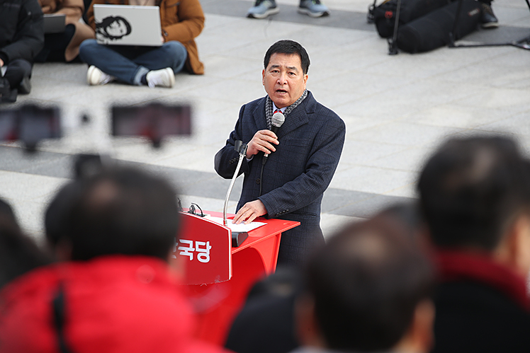 제목 노출 영역입니다 이미지