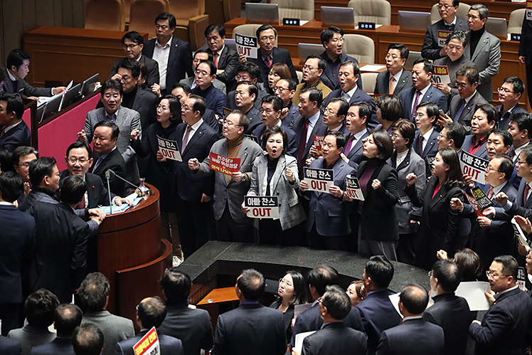 제목 노출 영역입니다 이미지
