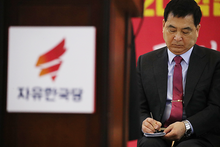 제목 노출 영역입니다 이미지