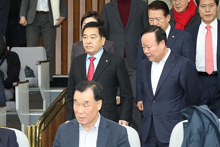 제목 노출 영역입니다 이미지