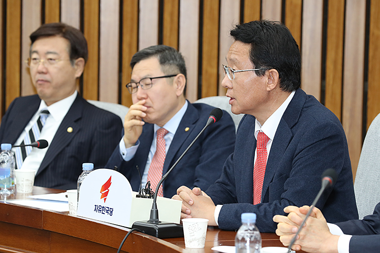 제목 노출 영역입니다 이미지
