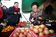 황교안 당 대표, 민생현장 방문