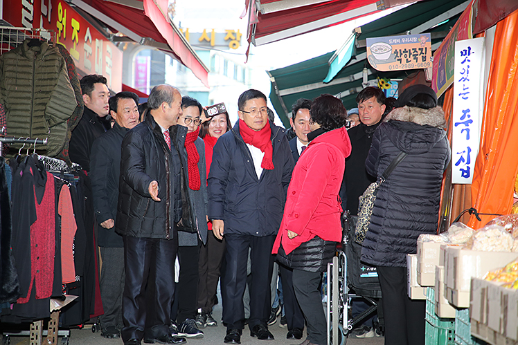 제목 노출 영역입니다 이미지