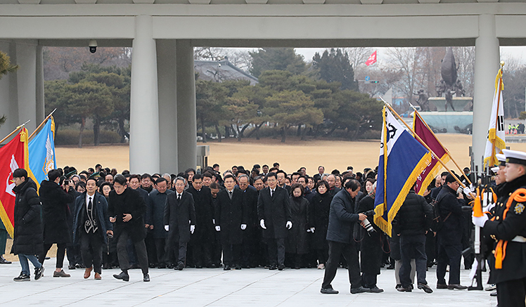 제목 노출 영역입니다 이미지