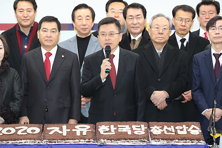 제목 노출 영역입니다 이미지