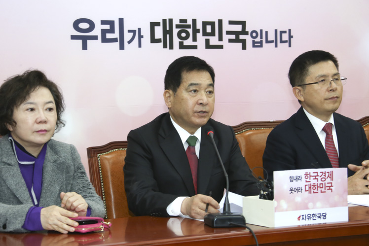 제목 노출 영역입니다 이미지