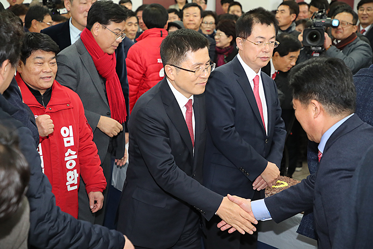 제목 노출 영역입니다 이미지